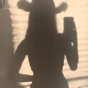 Meet your Posher, Isabella